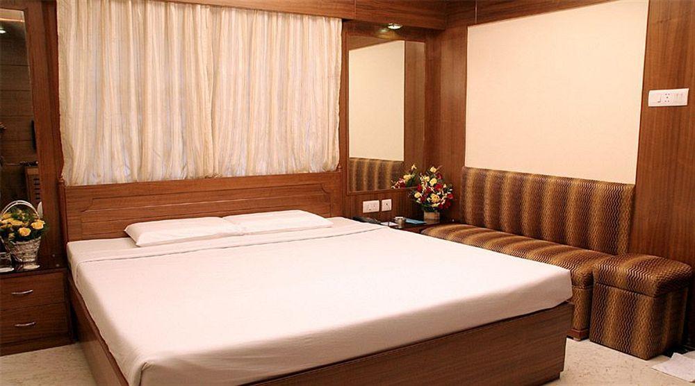 Fabhotel Panasia International Calcutta Buitenkant foto