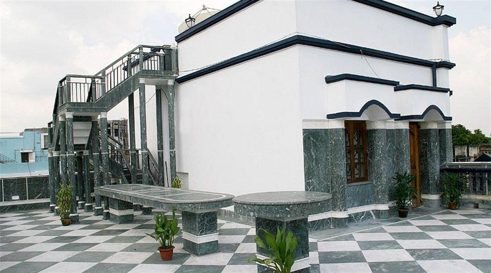 Fabhotel Panasia International Calcutta Buitenkant foto