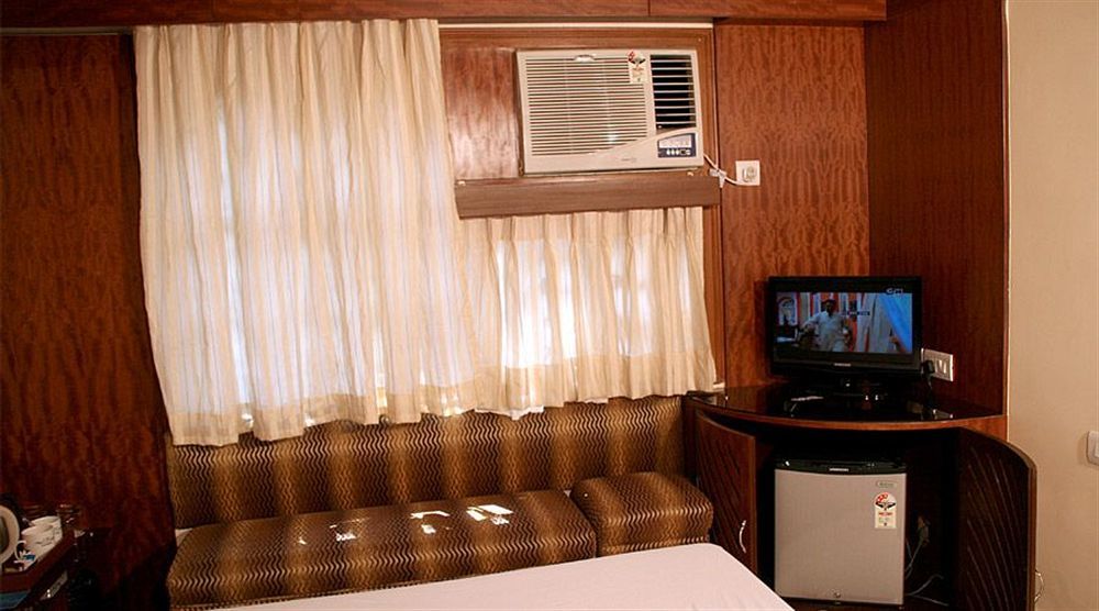 Fabhotel Panasia International Calcutta Buitenkant foto